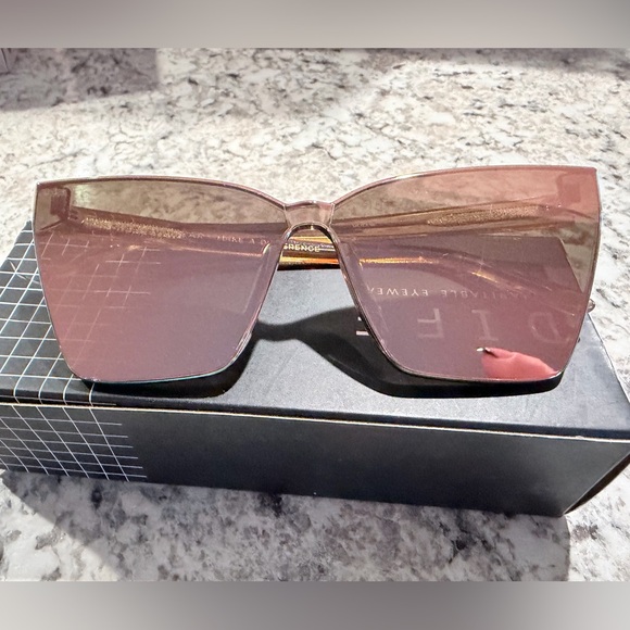 Diff Eyewear Accessories - DIFF Rose Gold Goldie Sunglasses